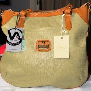 Valentina Leather Shoulder Bag in Olive and cognac